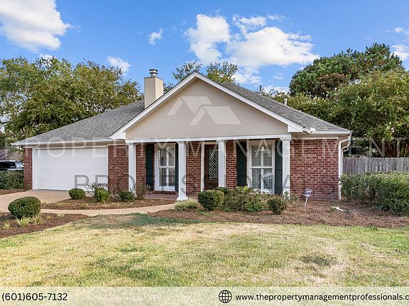 3rd image of 309 S Place Dr