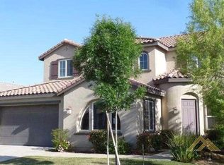 9905 Riata Ln, Bakersfield, CA 93306