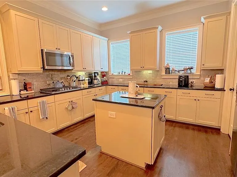 3226 Nobility Way — Photo 9