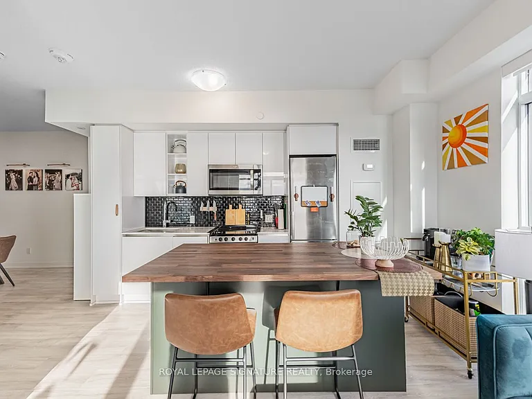 251 Manitoba St #2704 — Photo 8