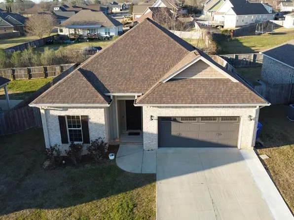 112 Olivia Way, Troy, AL 36079