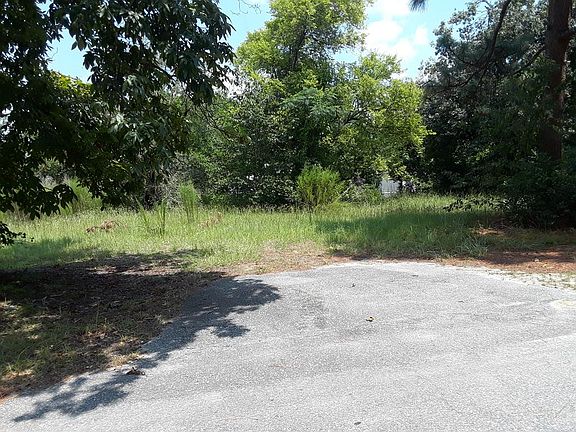 2nd image of 190 Greenland Dr