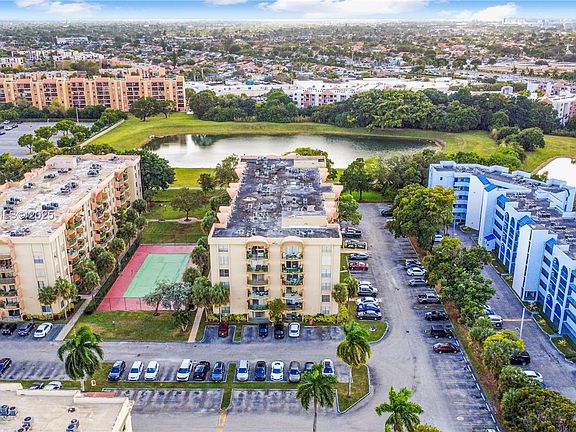5th image of 9360 Fontainebleau Blvd APT 101