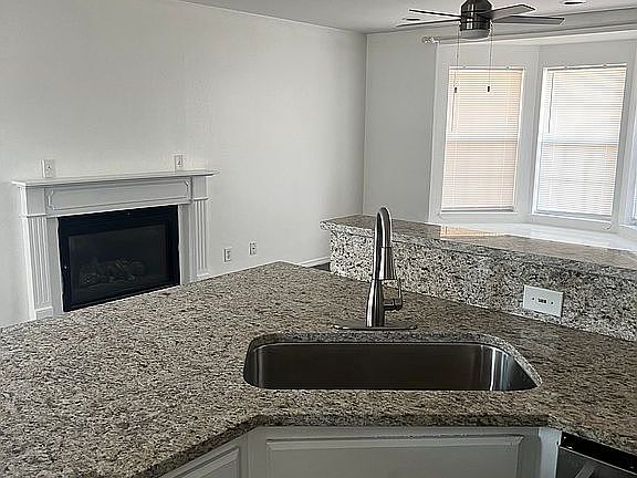 Kitchen New Granite & Sink