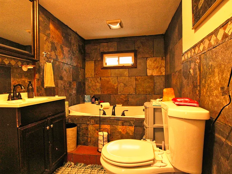 1287 West Ave #1 — Photo 7