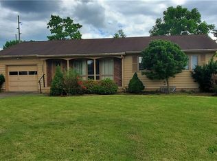 2413 Eastmoor Dr, Cambridge, OH 43725