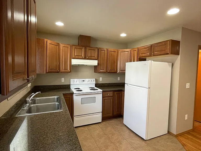 1626 & 1628 W Lee St — Photo 12