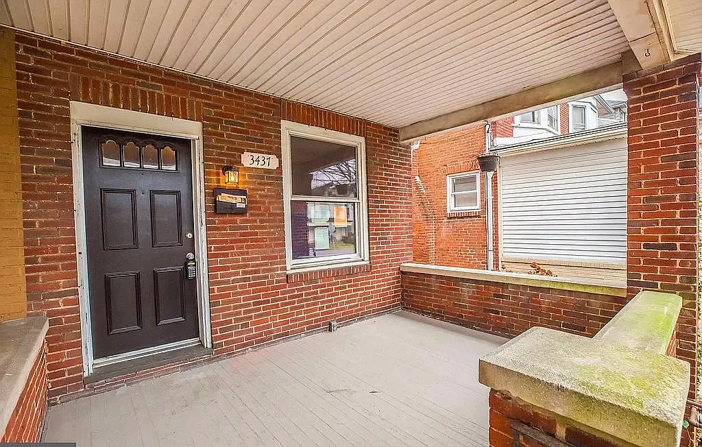3437 Derry St — Photo 1