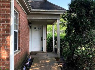 1731 Huntington Ct, Wheeling, IL 60090