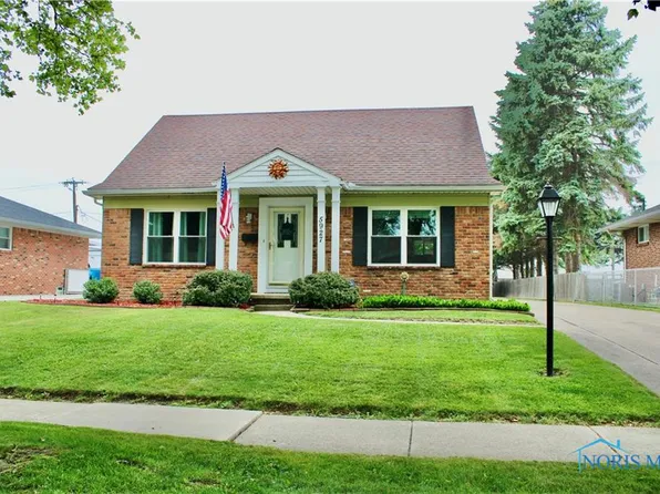 5927 Suzanne Dr, Toledo, OH 43612