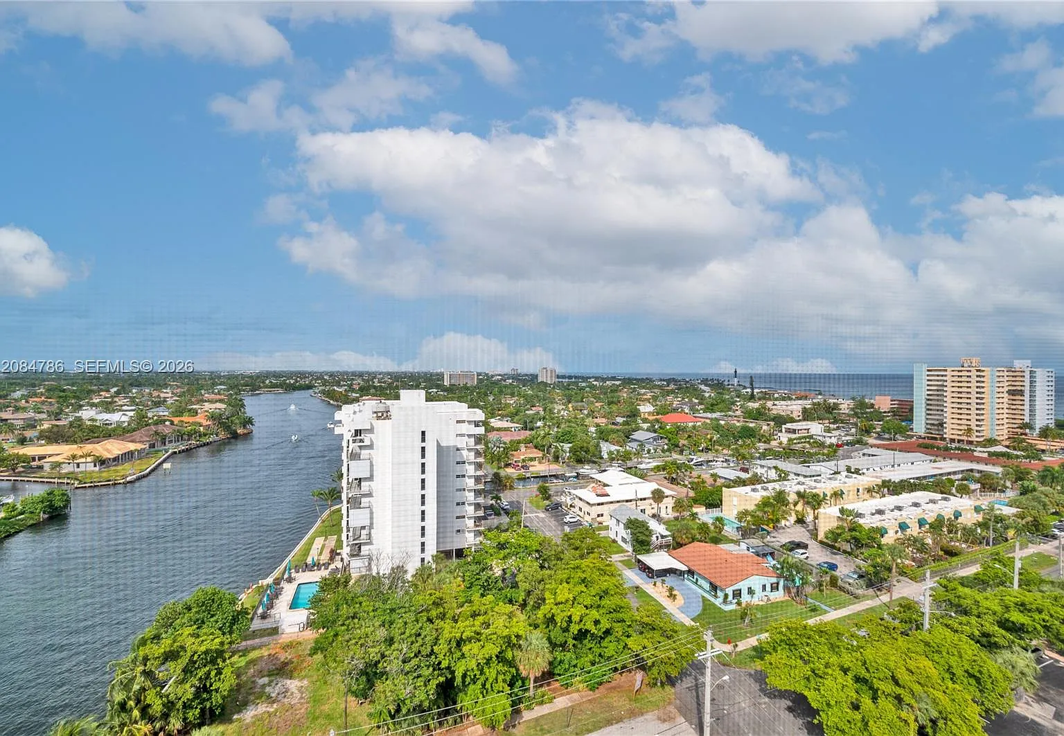 Intracoastal Tower — Photo 1