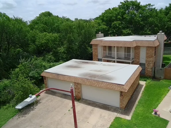 2103 Mistletoe Ave, Fort Worth, TX 76110