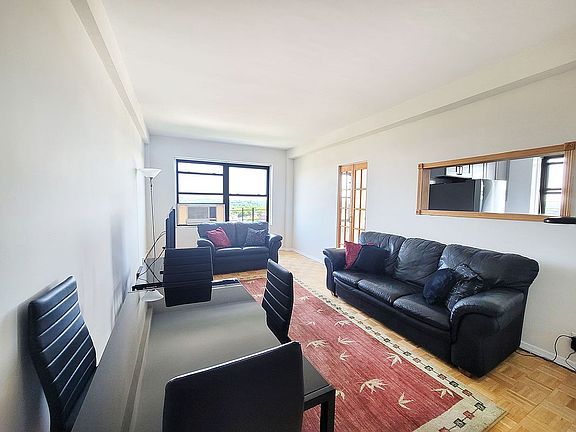 5th image of 6434 102nd St APT 9C