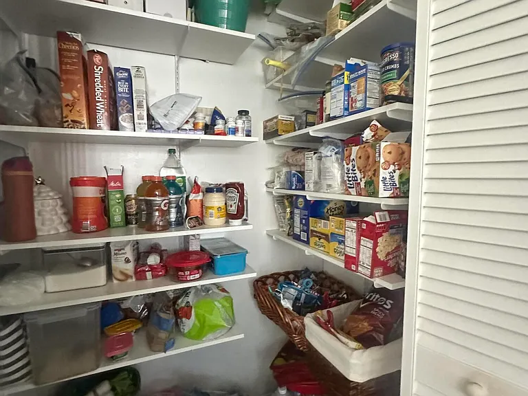 806 Ocean Dr — Photo 10