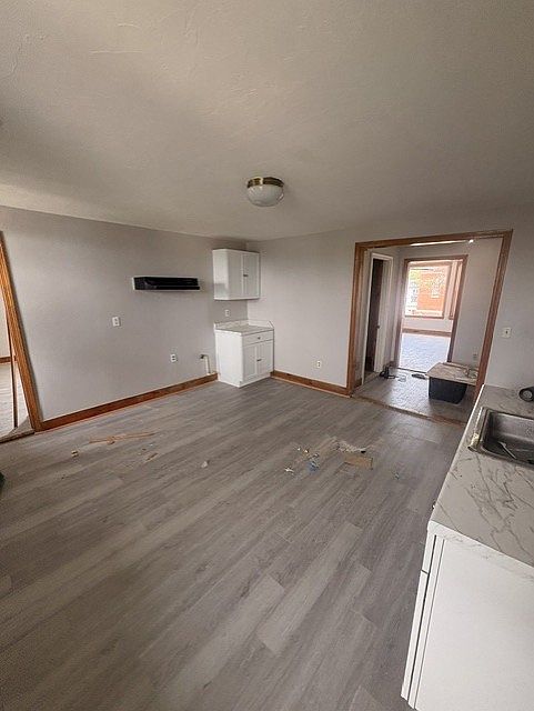 1st image of 153 Lunenburg St APT 3R