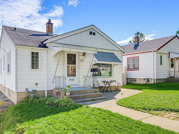 3rd image of 3420 S Pine AVENUE