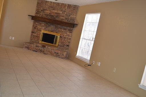 4th image of 601 Lost Springs Ct