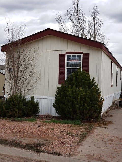 2nd image of 355 Sierra Cir
