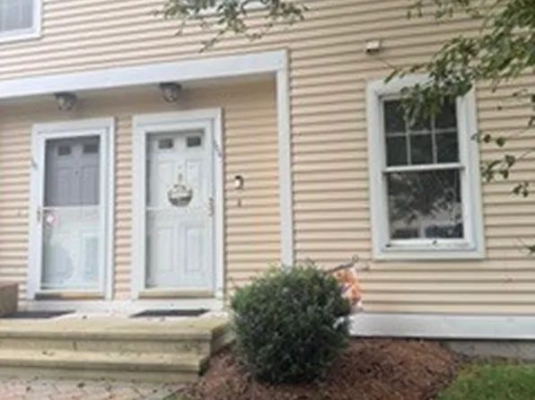 54 Rope Ferry Road, Waterford, CT 06385