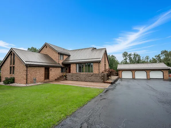 364 Fifty Acre Rd, Johnstown, PA 15904