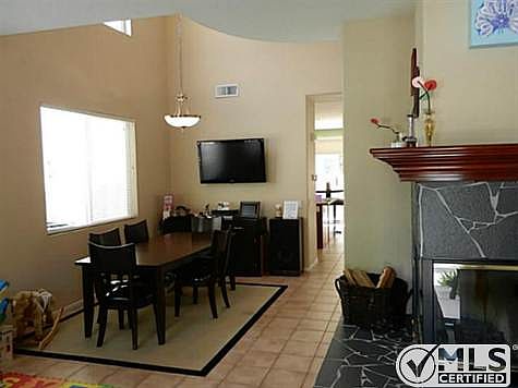 5th image of 2808 W Canyon Ave