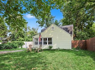 125 Maplelawn St SE, Kentwood, MI 49548