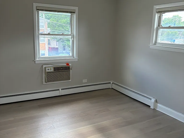 1287 Brown St — Photo 31