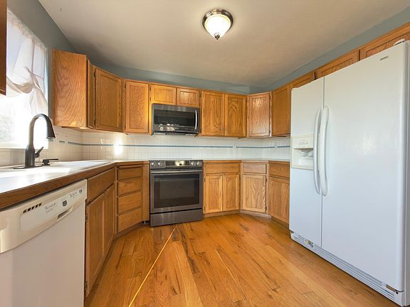 5th image of 48 E Princeton Ave