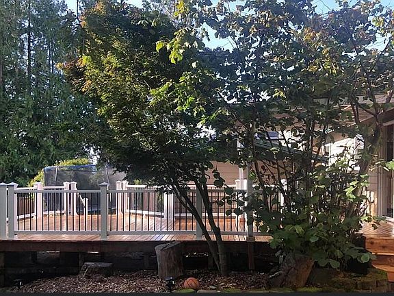 5th image of 6908 70th Ave NE