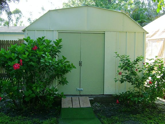10 x 10 Shed