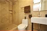 2nd image of 647 Grand View Ave APT 2
