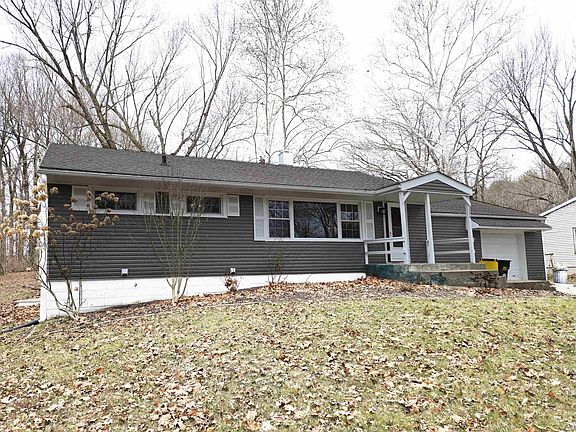 2nd image of 114 E Chester Dr