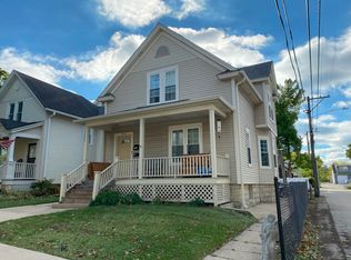 314 S Hale St #1, Wheaton, IL 60187