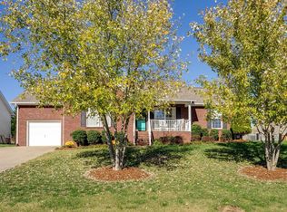 2742 Mollys Ct, Spring Hill, TN 37174