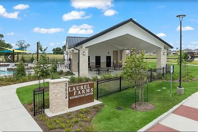 3918 Windy Whisper Dr — Photo 38