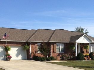 1212 Redwood, Dexter, MO 63841
