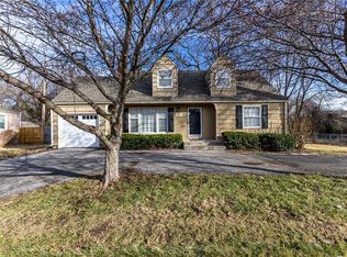 7401 Nall Ave, Prairie Village, KS 66208