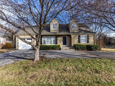 7401 Nall Ave, Prairie Village, KS, 66208