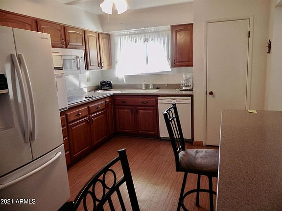 4th image of 10441 W Caron Dr