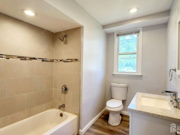 111 Demorest Ave FLOOR 1, Avenel, NJ 07001