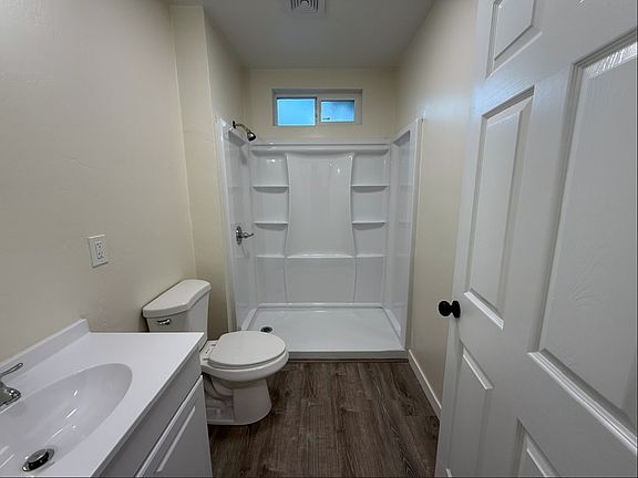 5th image of 1804 Forrest St #1806