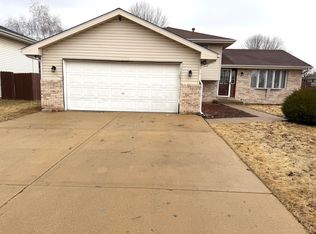 7013 Manchester Dr, Plainfield, IL 60586