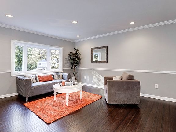 Living area recessed lights