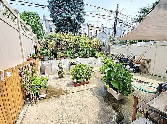 Rented by Brooklyn Property Group LLC | media 1