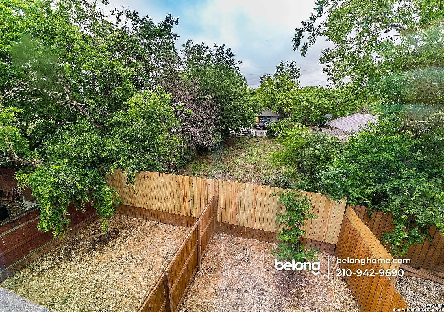 3 bed, 2.0 bath, 1100 sqft, $1,425 — Photo 2