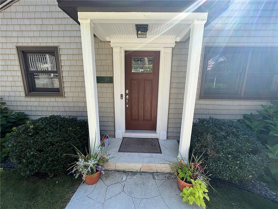 213 Lake Dr, Glocester, RI 02814 MLS 1344238 Zillow