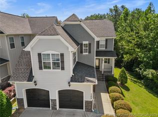 122 Pine Hawk Dr, Spring Lake, NC 28390