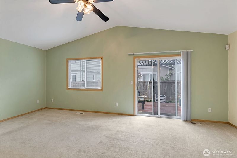 4th image of 14923 44th Drive NE