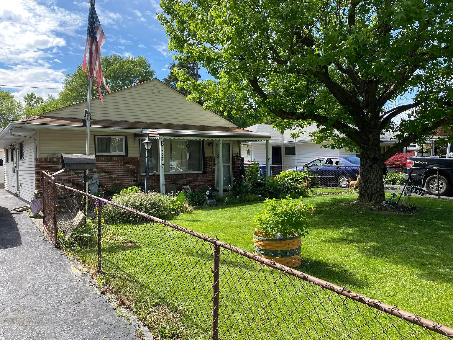 3447 Homestead Dr photo 1