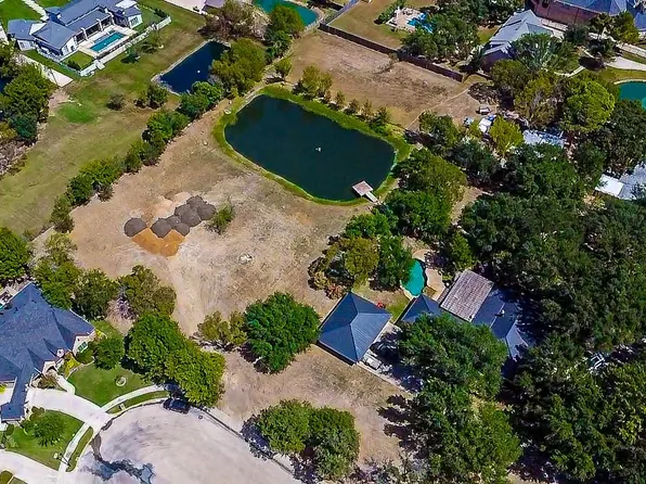 4813 Black Dr, Colleyville, TX 76034